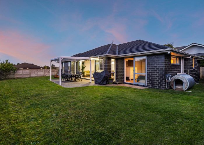  at 48 Beachwood Drive, Hatfields Beach, Rodney, Auckland