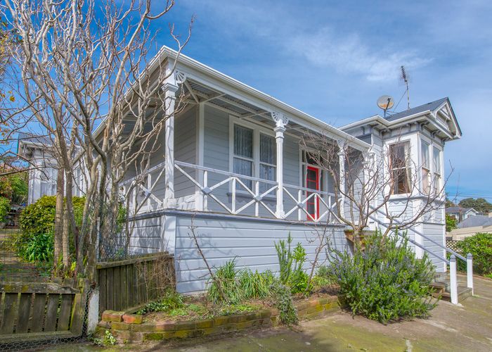  at 2 Liffey Street, Island Bay, Wellington