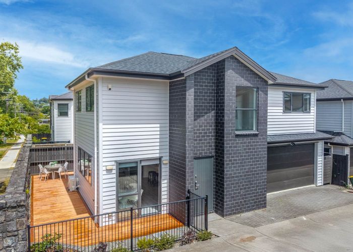  at 61 Seabrook Avenue, New Lynn, Waitakere City, Auckland