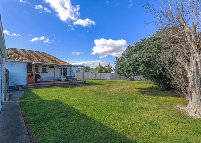  at 8 Bradford Place, Awapuni, Palmerston North, Manawatu / Whanganui