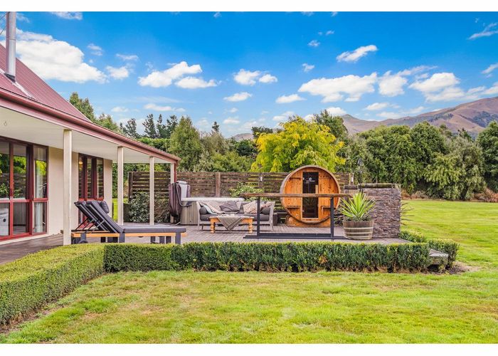  at 887 German Road, Starvation Hill, Oxford