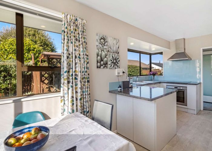  at 4/51 Neill Street, Hornby, Christchurch City, Canterbury