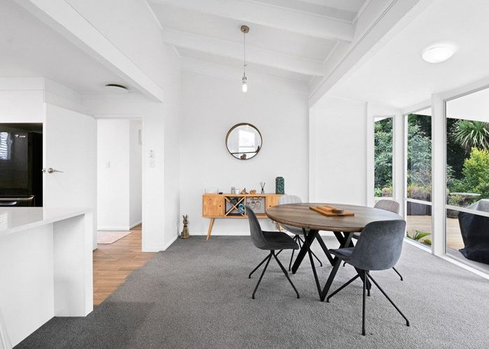  at 15 Lansdowne Crescent, Glenview, Hamilton, Waikato