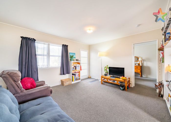  at 9/121 Bell Road, Waiwhetu, Lower Hutt
