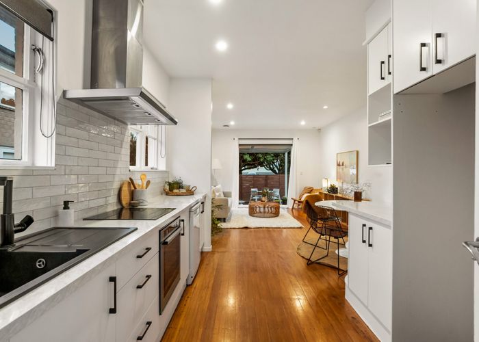  at 4 Renton Road, Mount Albert, Auckland City, Auckland