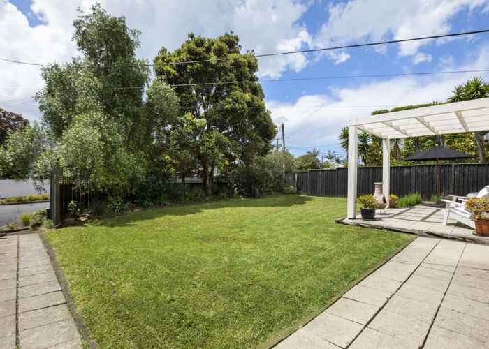  at 1/5 Bayswater Avenue, Bayswater, Auckland