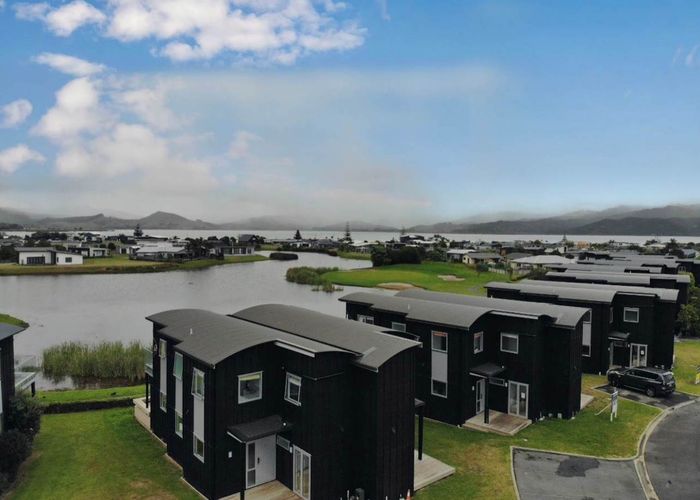  at 39/101 Harbour Drive, Matarangi, Whitianga