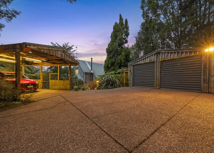  at 92 Carter Road, Oratia, Auckland