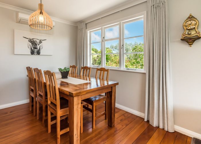  at 118 Raumati Road, Raumati Beach, Kapiti Coast, Wellington
