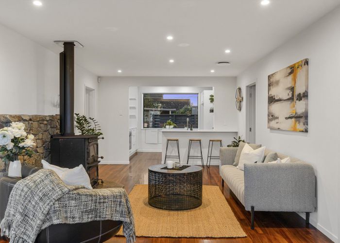  at 1/62 Rangatira Road, Beach Haven, Auckland