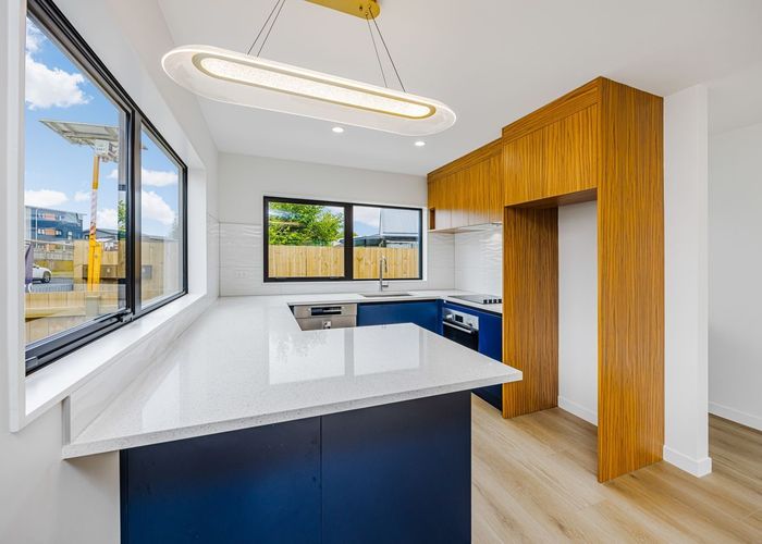  at 8 Funnell Place, Manurewa, Manukau City, Auckland