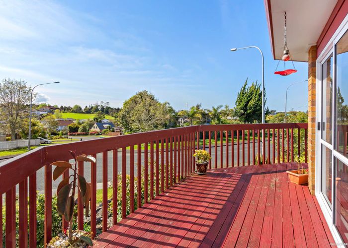 at 33F Kirby Street, Glendene, Auckland