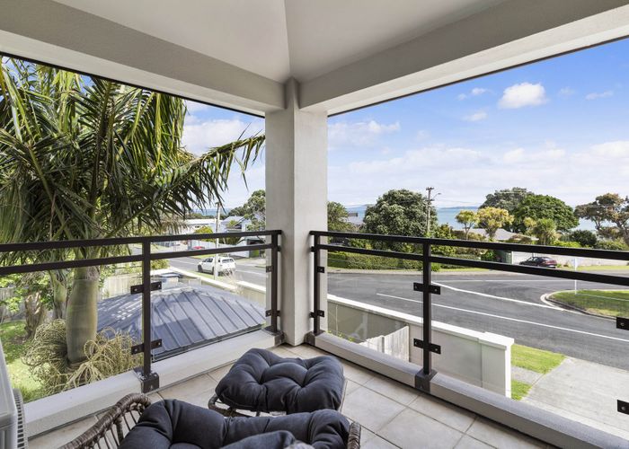  at 6A EALING CRES, Beachlands, Auckland