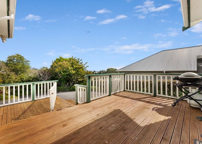  at 41 Queens Road, Glen Avon, New Plymouth