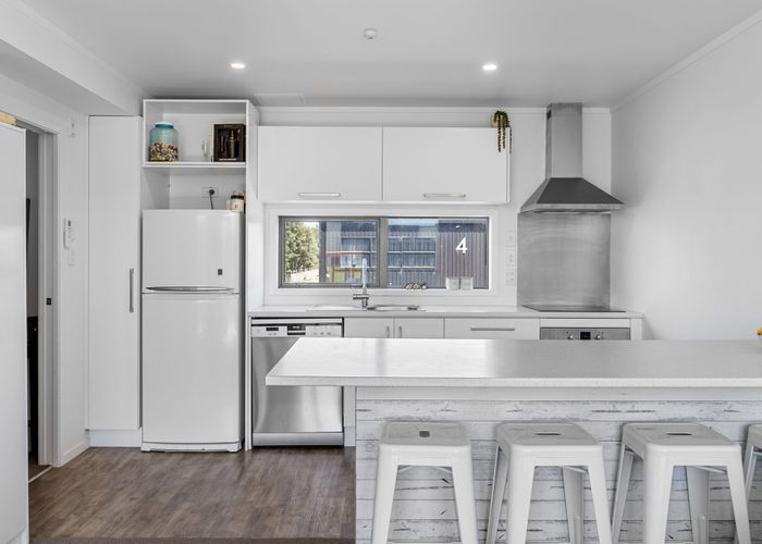  at 11/18 Ashley Place, Papamoa Beach, Papamoa