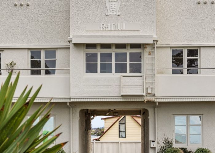  at 541E Marine Parade, Napier South, Napier