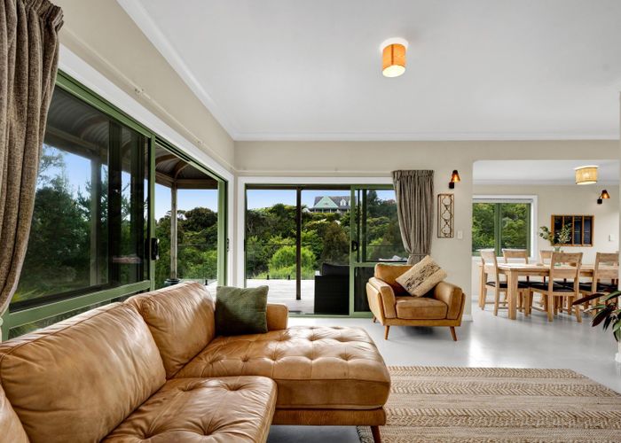  at 1185B South Road, Oakura