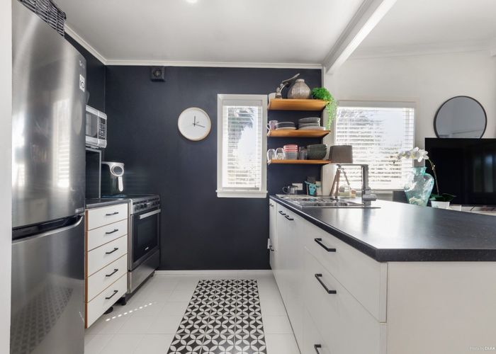  at 176 Halsey Drive, Lynfield, Auckland