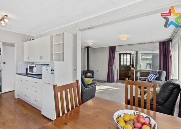  at 5 Bird Grove, Stokes Valley, Lower Hutt, Wellington