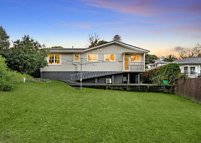  at 32 Cotswold Lane, Mount Wellington, Auckland City, Auckland