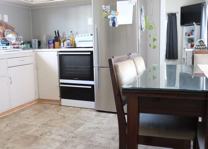  at 5 Oak Avenue, Nawton, Hamilton