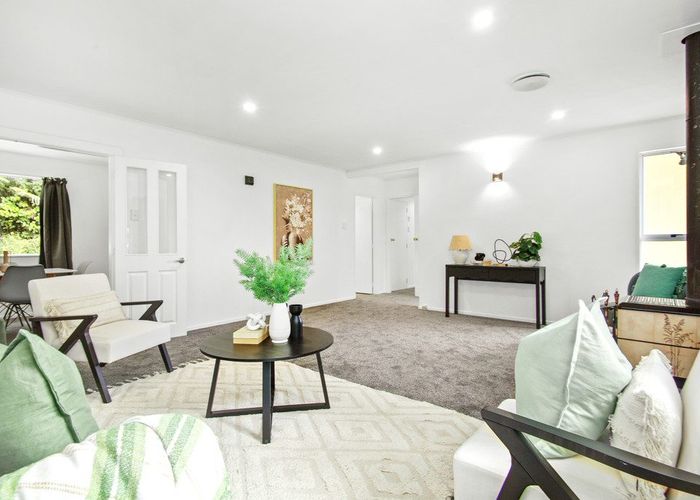  at 18 Westhaven Drive, Tawa, Wellington