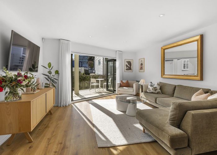  at 2/38A Roxburgh Street, Mount Victoria, Wellington, Wellington