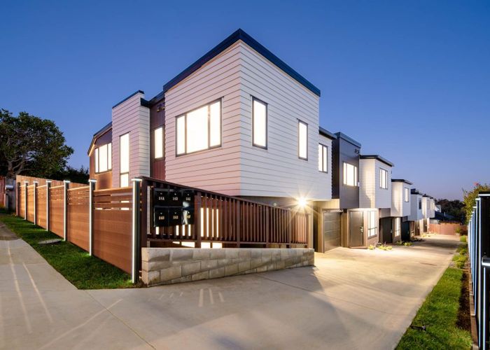  at 24A Roberts Road, Glenfield, North Shore City, Auckland