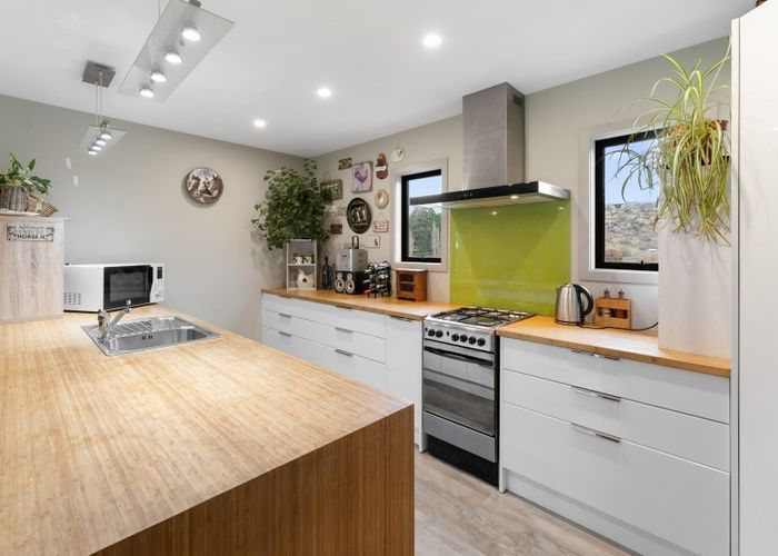  at 10 Fraser Dam Road, Blackmans, Alexandra