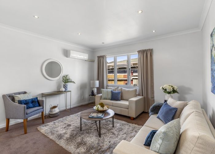  at 15 Sutherland Avenue, Silverstream, Upper Hutt
