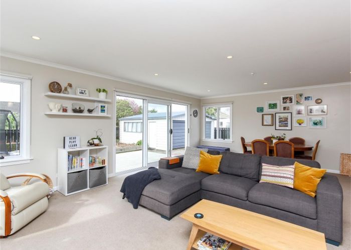  at 61 Lismore Street, Merrilands, New Plymouth