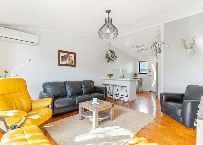  at 2/100 Victoria Street, Onehunga, Auckland