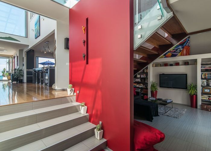  at 82 The Esplanade, Raumati South, Paraparaumu