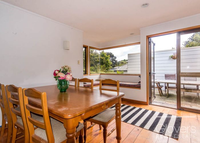 at 2 GROVELANDS WAY, Titirangi, Waitakere