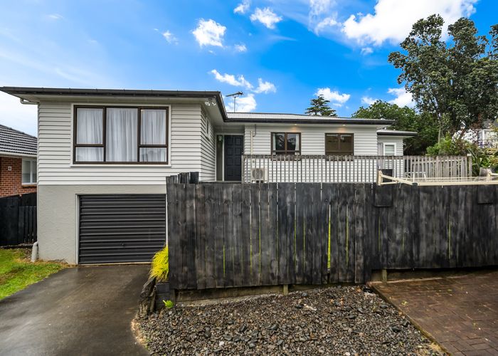  at 1/7 Howe Street, Howick, Auckland