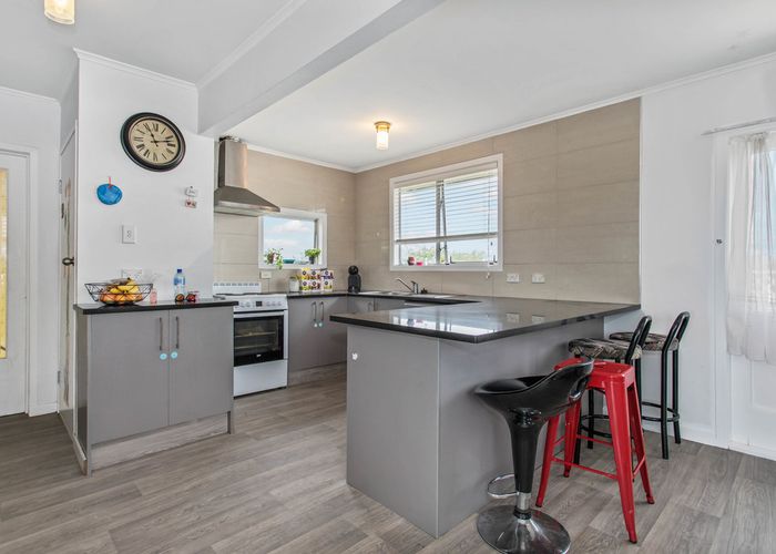  at 1/424 Old Te Atatu Road, Te Atatu Peninsula, Auckland