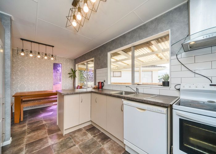 Free property data for 18 Cumberland Place, Kelvin Grove, Palmerston