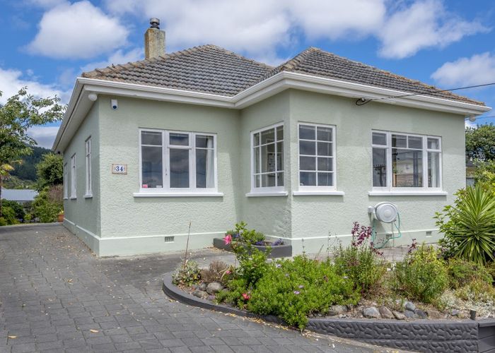  at 34 Moana Road, Paraparaumu