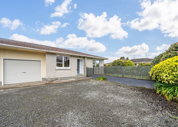 at 8A Derwent Lee Grove, Epuni, Lower Hutt