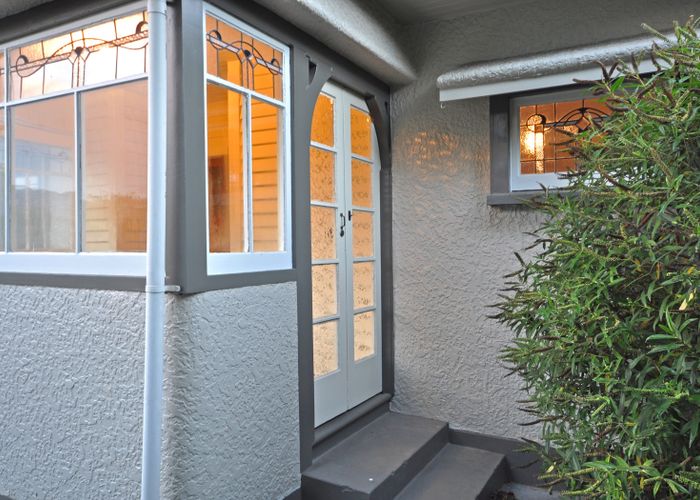  at 10 Frankleigh Street, Somerfield, Christchurch