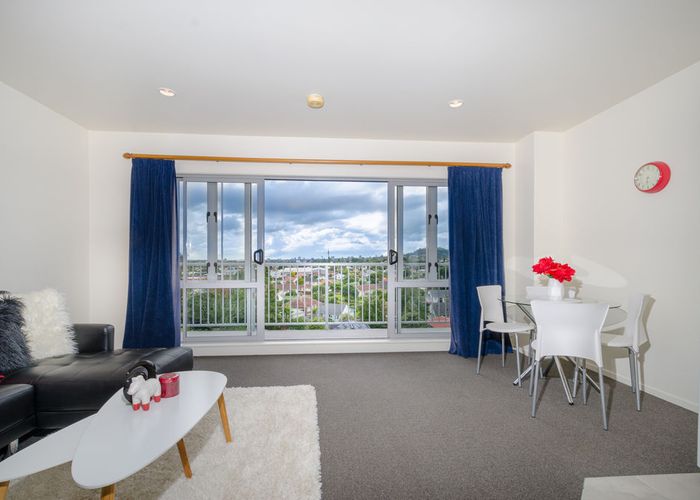  at 3D/3 Keystone Avenue, Three Kings, Auckland