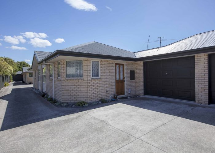  at 2/661 Worcester Street, Linwood, Christchurch