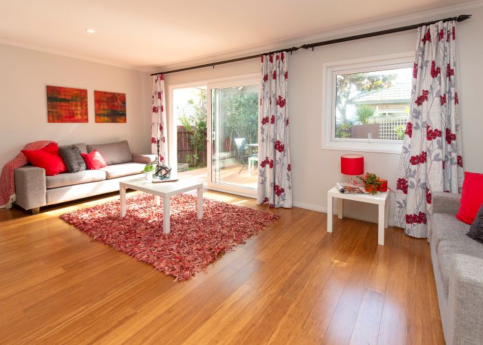  at 1/672 Whangaparaoa Road, Stanmore Bay, Whangaparaoa