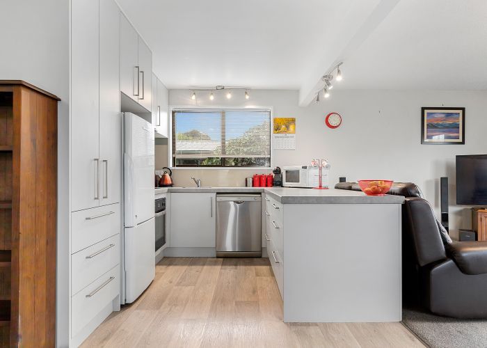  at 2/21 Ensign Street, Halswell, Christchurch