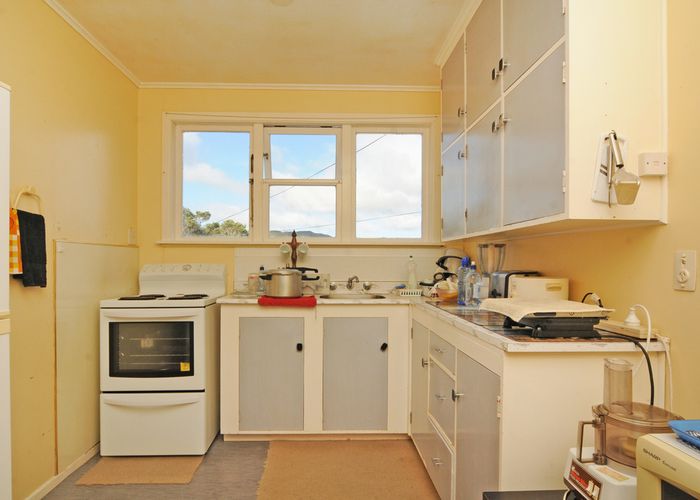  at 5 Chaucer Way, Karori, Wellington