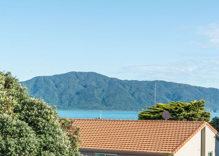  at 2/381 Kapiti Road, Paraparaumu Beach, Paraparaumu