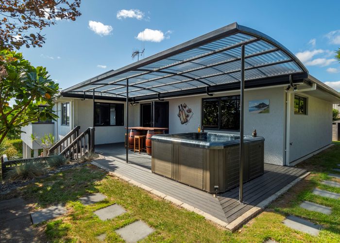  at 26 Waipuna Grove, Welcome Bay, Tauranga