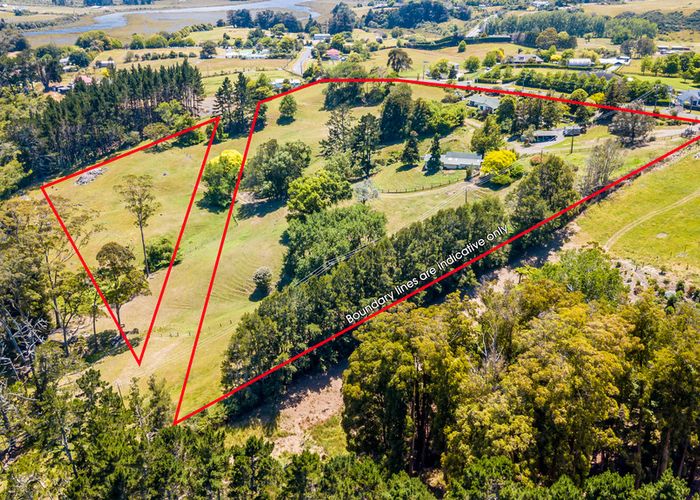  at 35 Trig Road, Howick