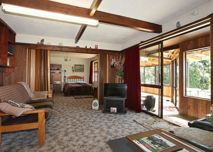  at 322 Mcivor Road, Myross Bush