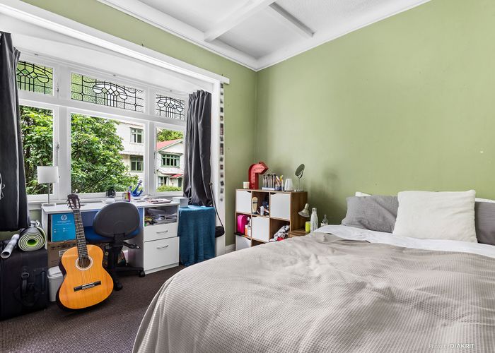  at 35 Adams Terrace, Aro Valley, Wellington
